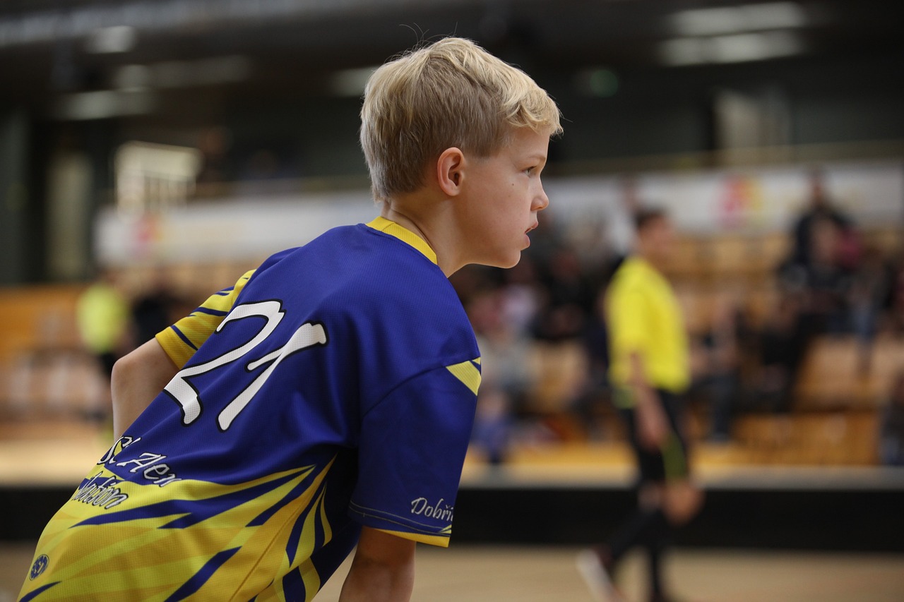 ¿Cómo se llama el palo de floorball?